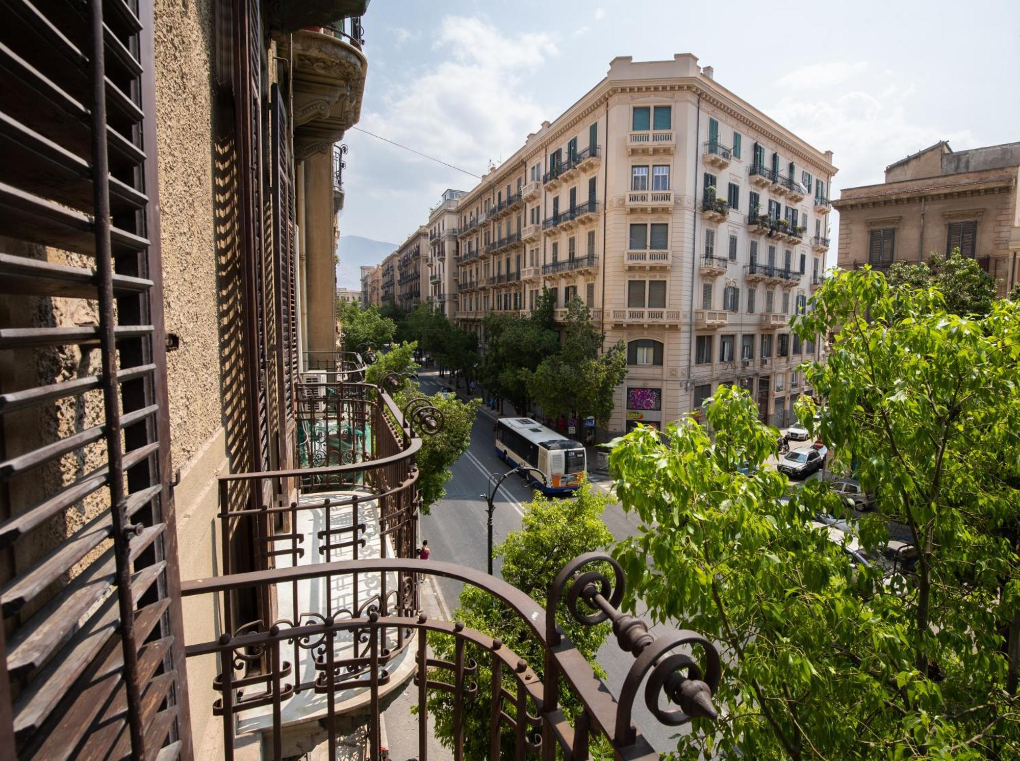 Galioto Sperlinga Luxury Boutique Apartments Palermo Exterior photo